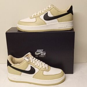 Air Force 1 '07 LX/ 9M=10.5W/ Team Gold-Black-Sail/ DV7186 700